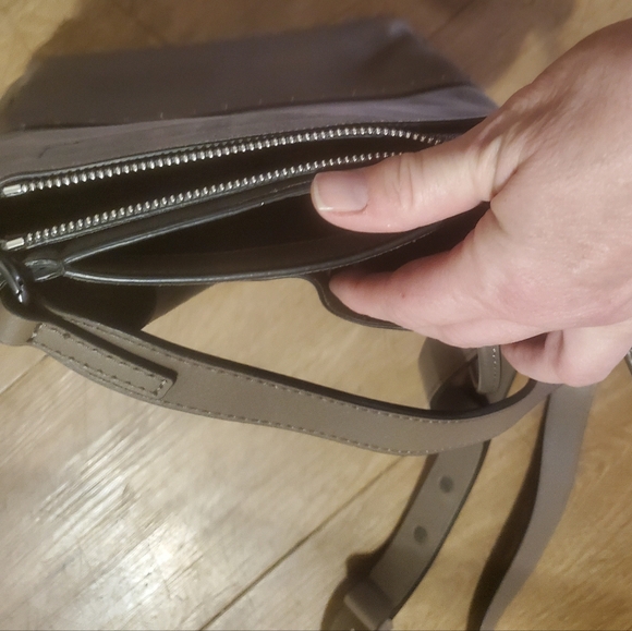 Rag & Bone New York Passenger Crossbody 2.0 - Suede - Picture 13 of 16